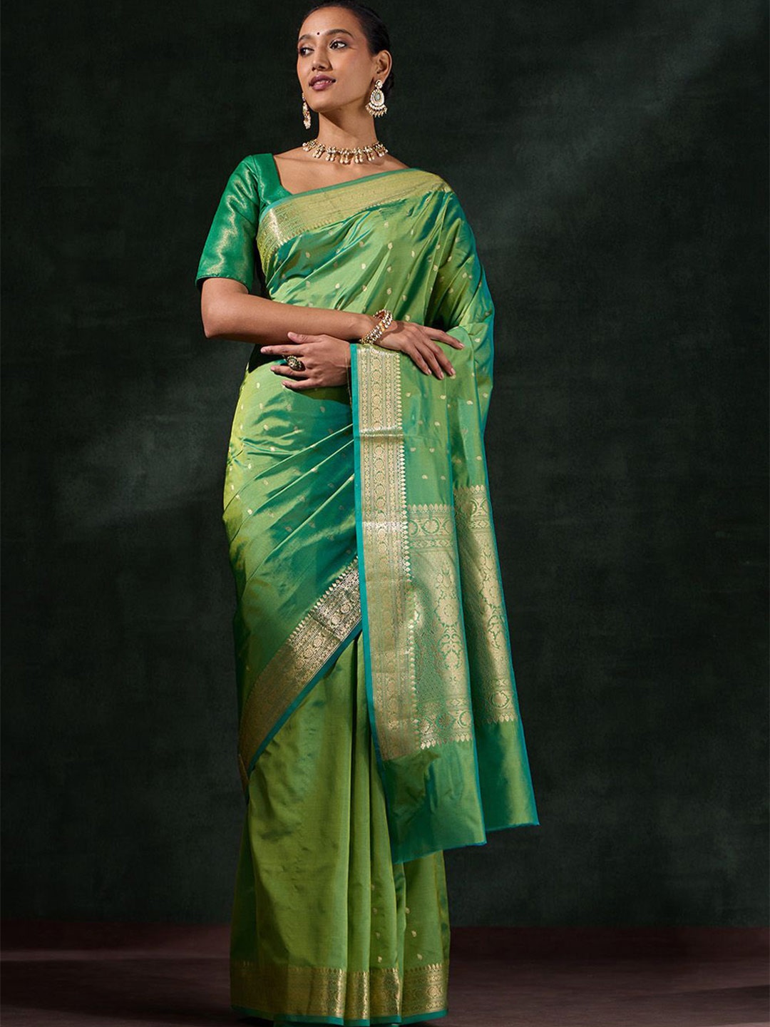 

Taneira Woven Design Zari Pure Silk Banarasi Saree, Green