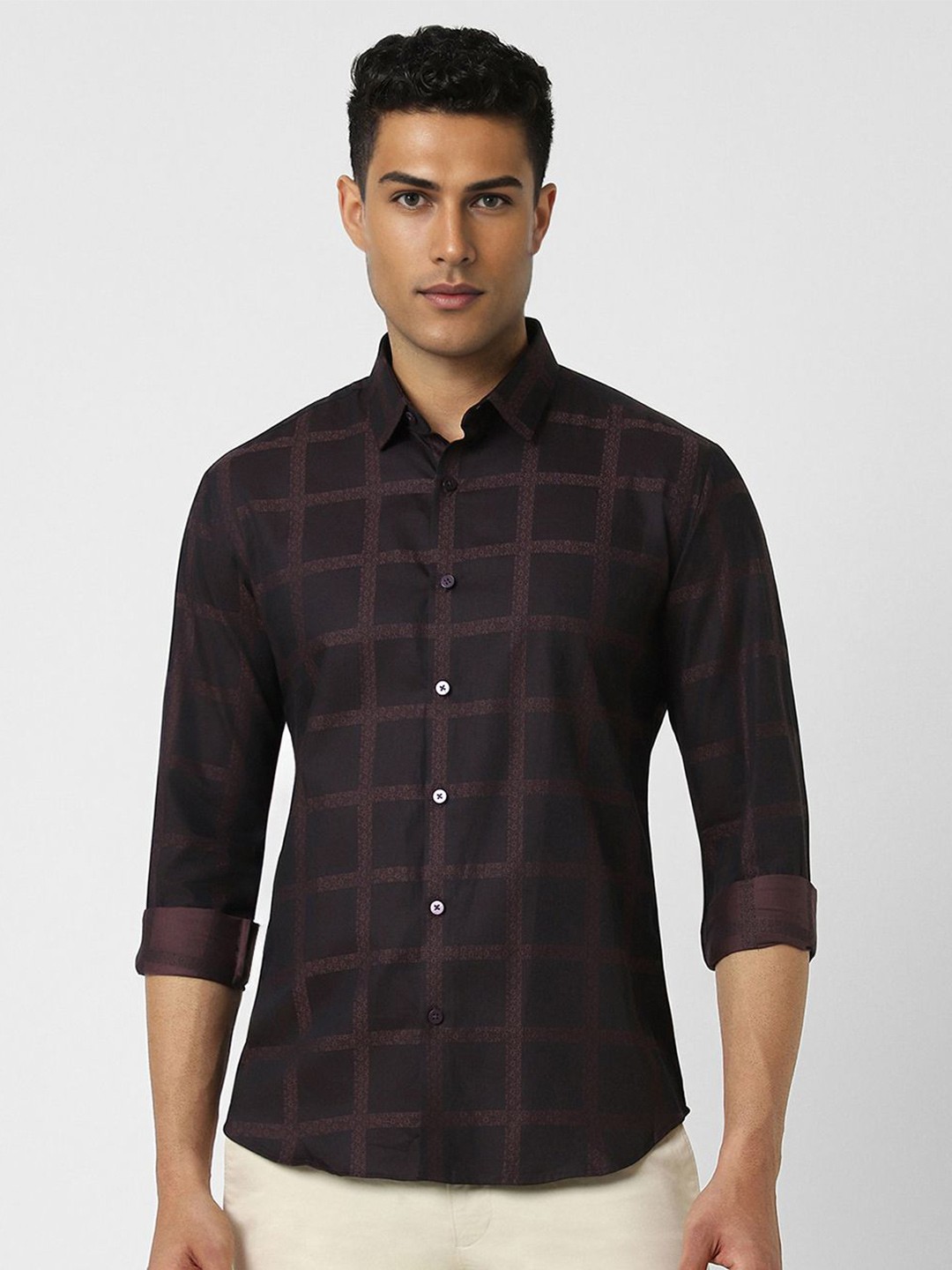 

V Dot Men Spread Collar Checked Cotton Slim Fit Casual Shirt, Brown