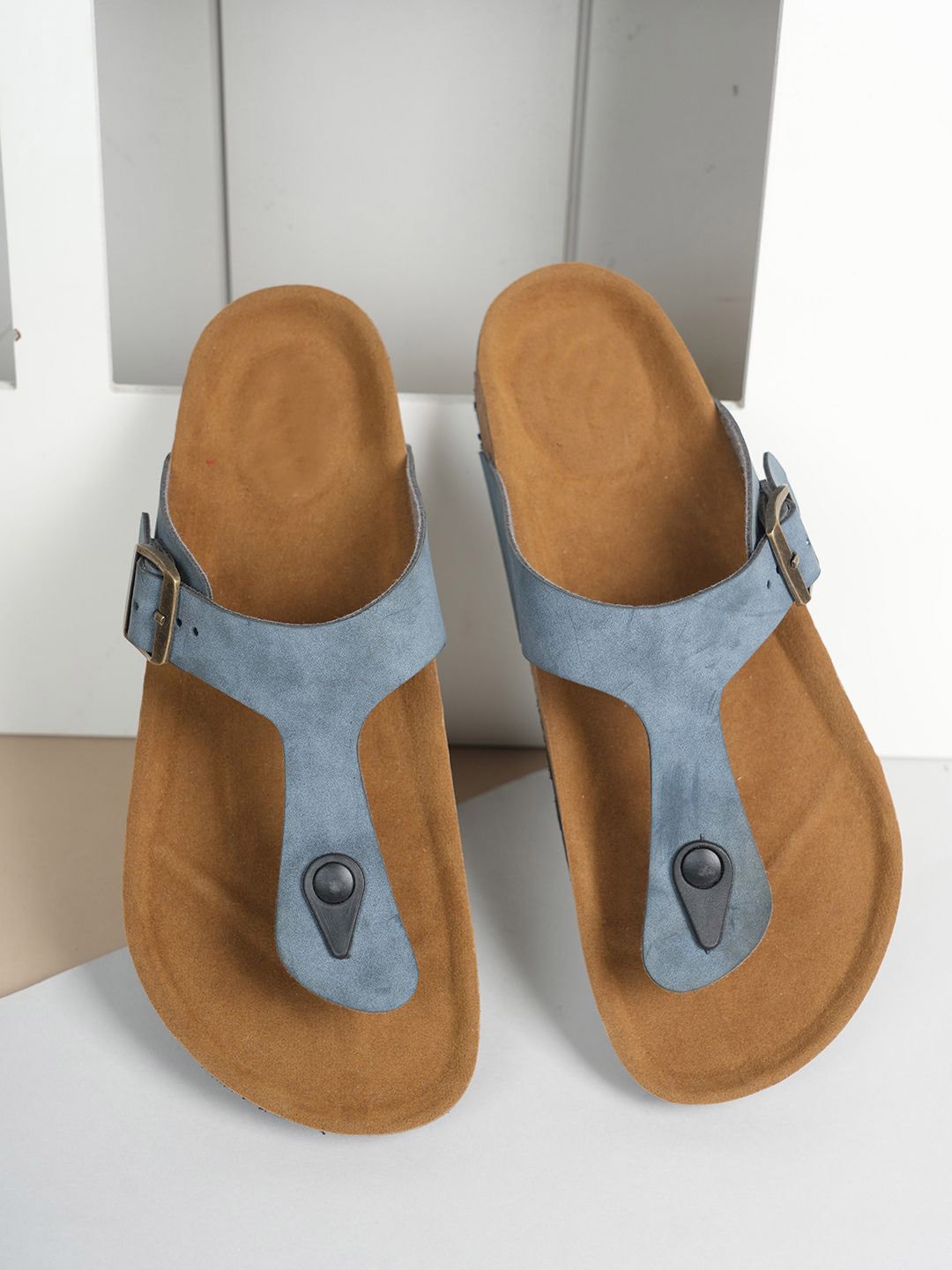 

MOZAFIA Men T-Strap Flats, Grey