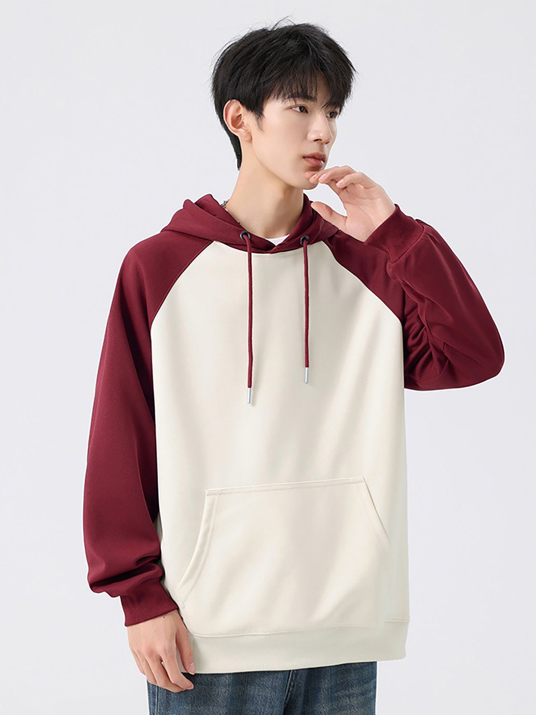 

StyleCast x Revolte Men Colourblocked Hood Pullover Sweatshirt, Beige