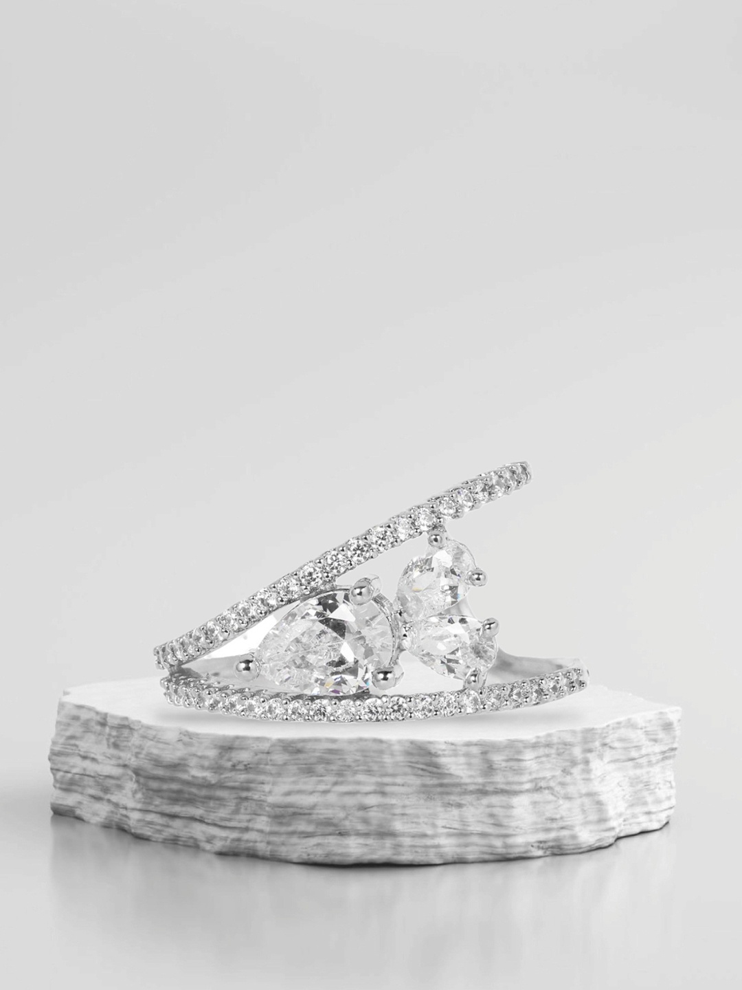 

De Flossy Silver Unisex 925 Sterling CZ Studded Adjustable Finger Ring