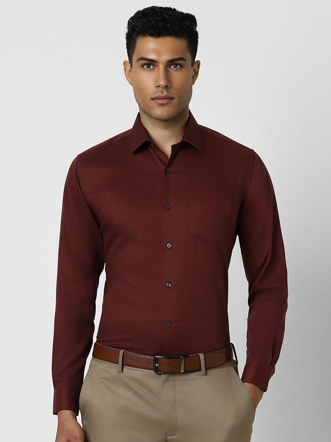 

Van Heusen Men Spread Collar Solid Cotton Slim Fit Formal Shirt, Maroon