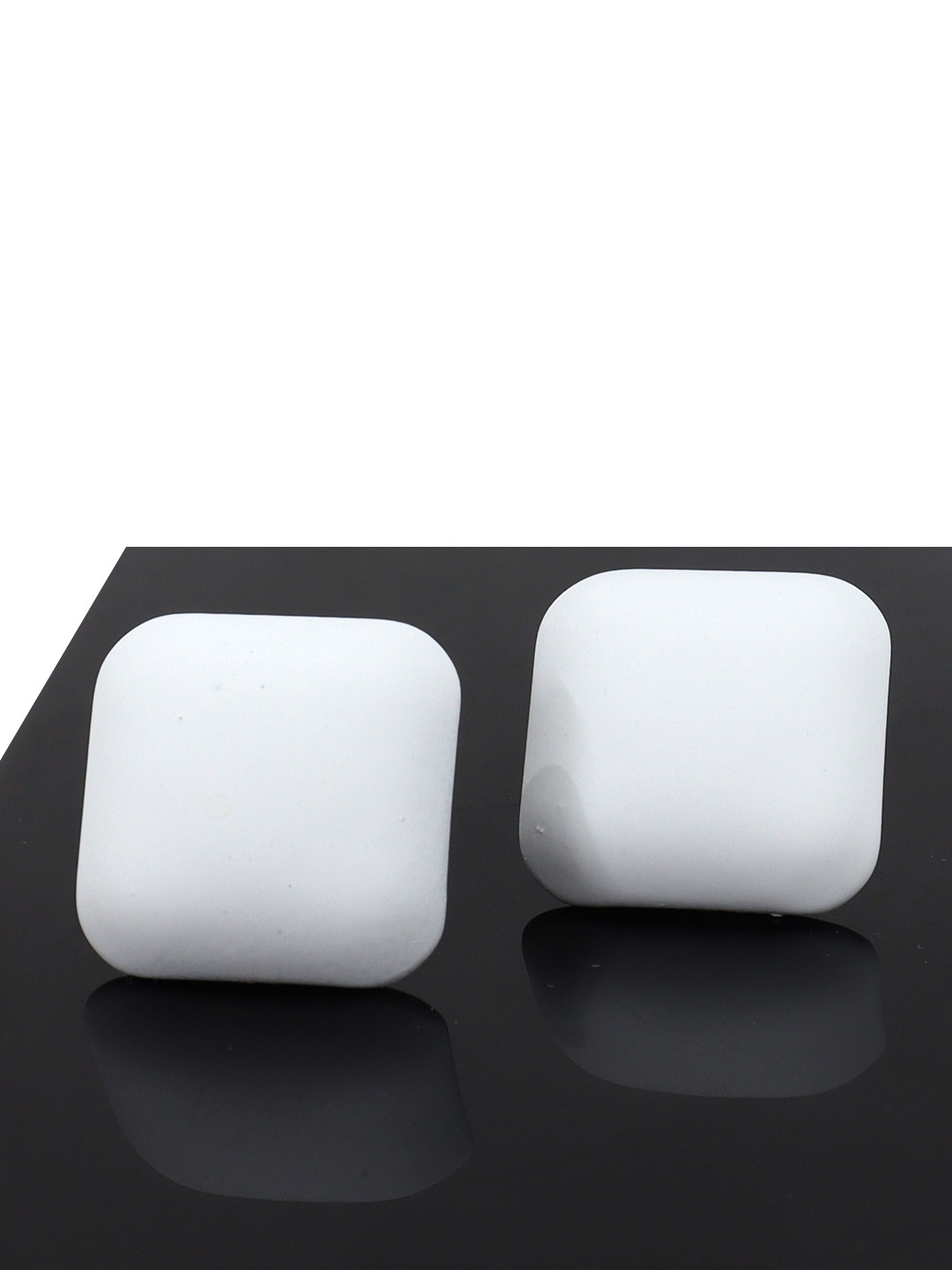 

KRENOZ Geometric Studs Earrings, White