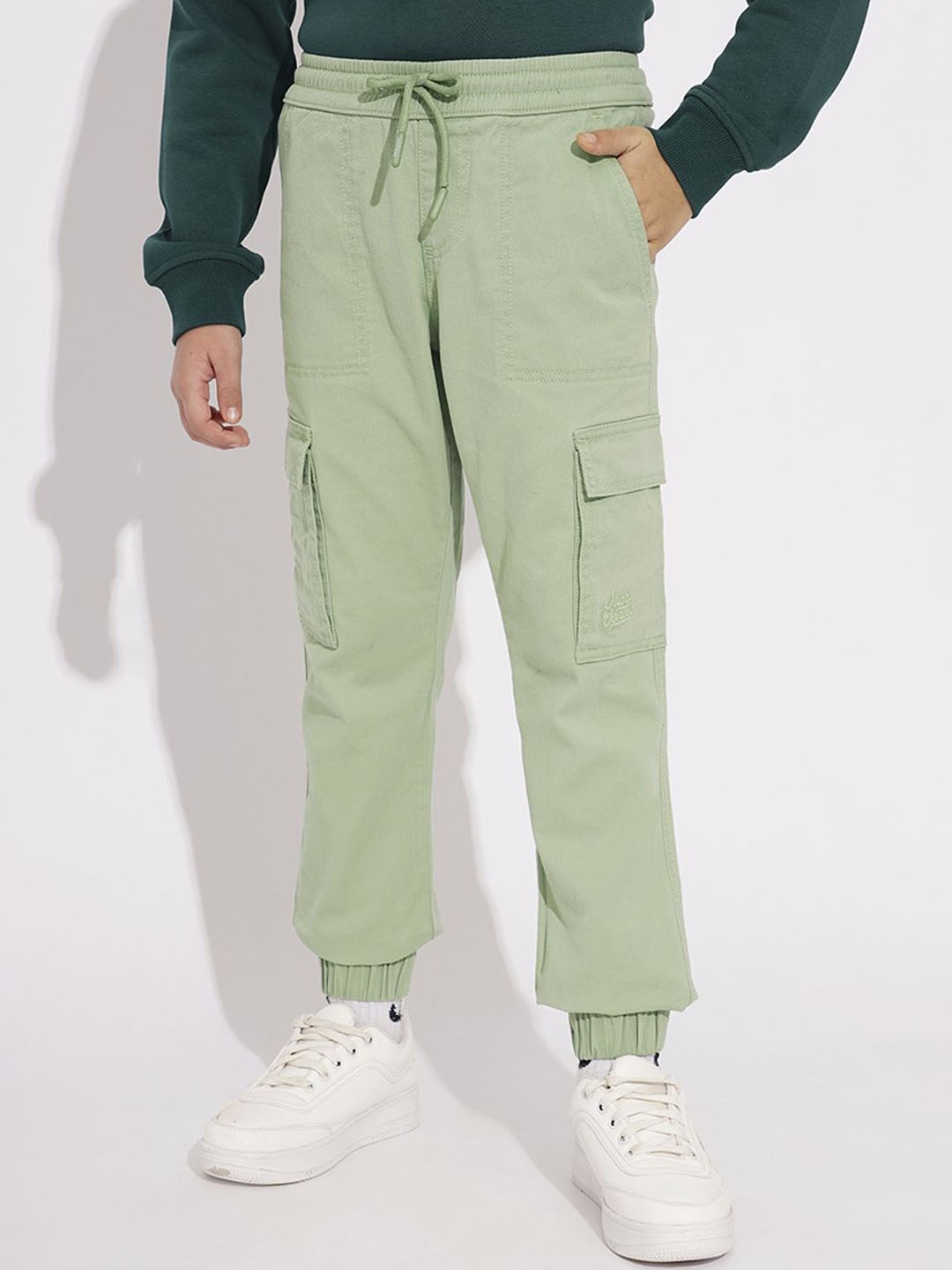 

Jack & Jones Junior Boys Solid Cotton Regular Fit Cargos, Green