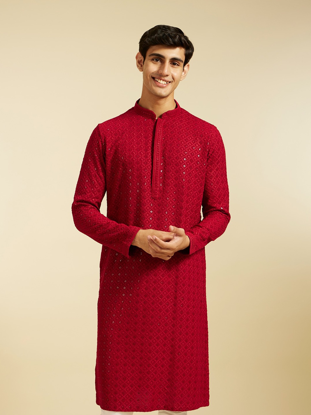 

Diwas by Manyavar Geometric Embroidered Chikankari & Sequinned Mandarin Collar Kurta, Maroon