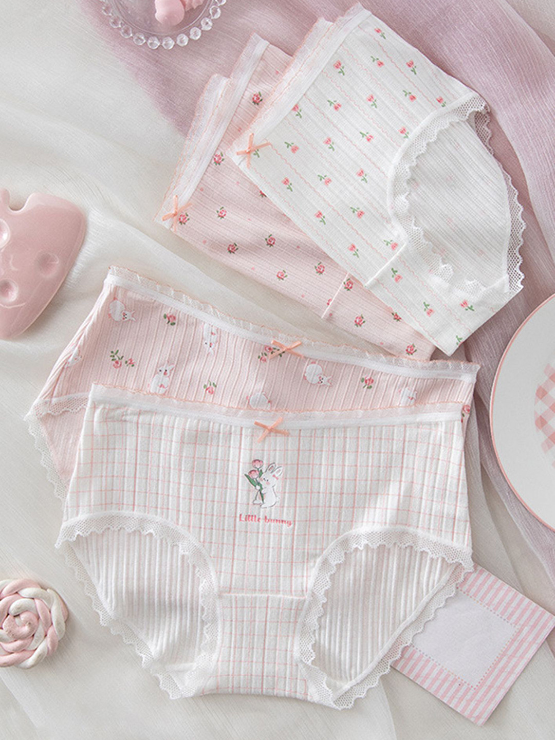 

LULU & SKY Pack Of 4 Printed Hipster Briefs 572274-MULTI-1, White