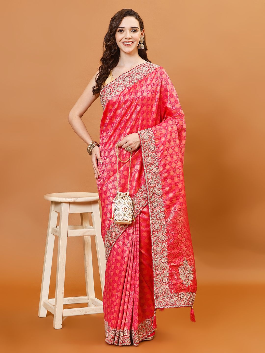 

Meena Bazaar Woven Design Zari Art Silk Banarasi Saree, Pink