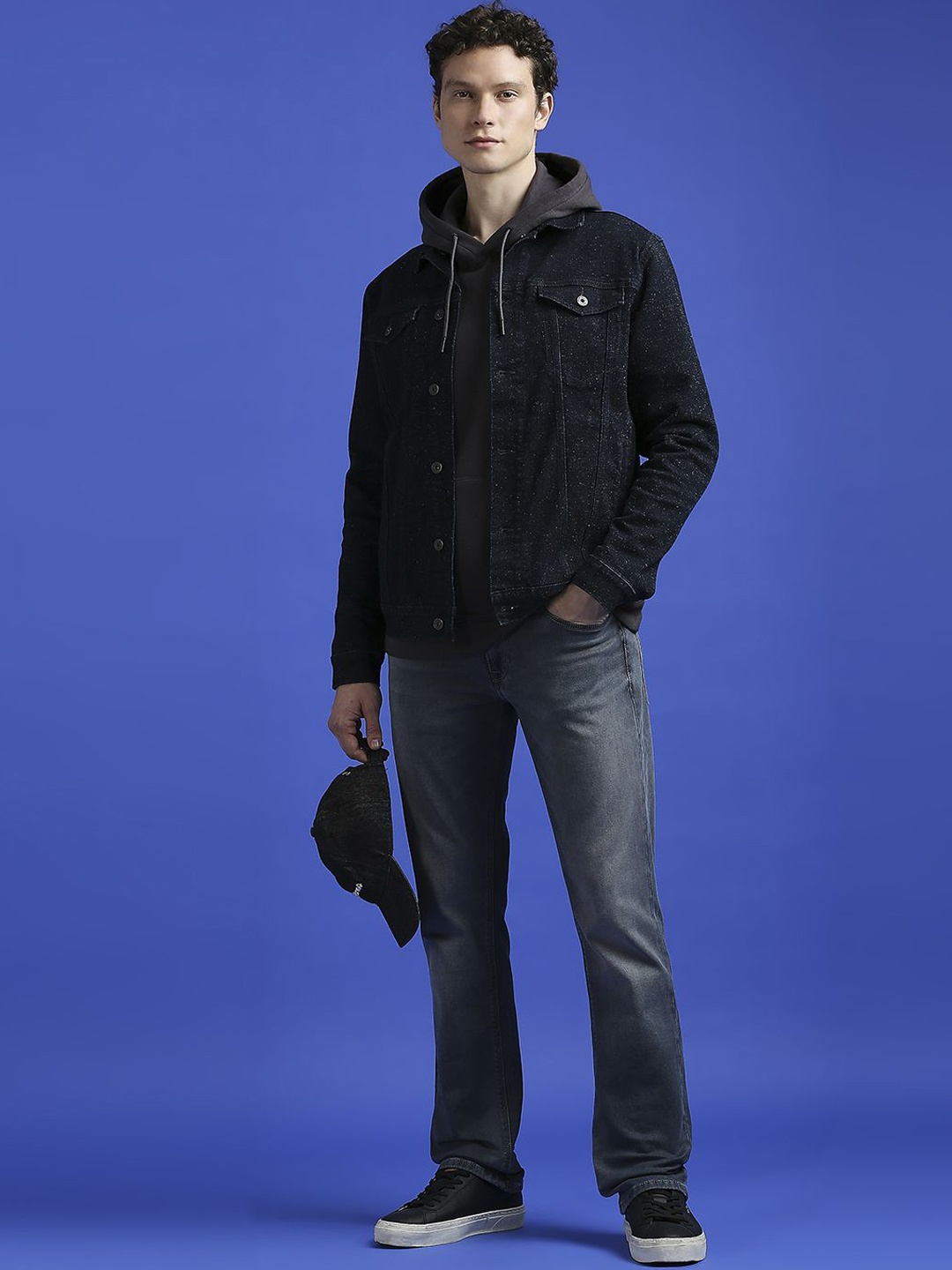 

Pepe Jeans Men Spread Collar Abstract Printed Cotton Casual Denim Jacket, Navy blue