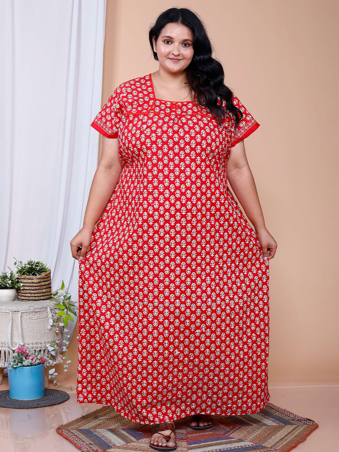 

JAIPZZ APPARELS Women Printed Maxi Nightdress, Red