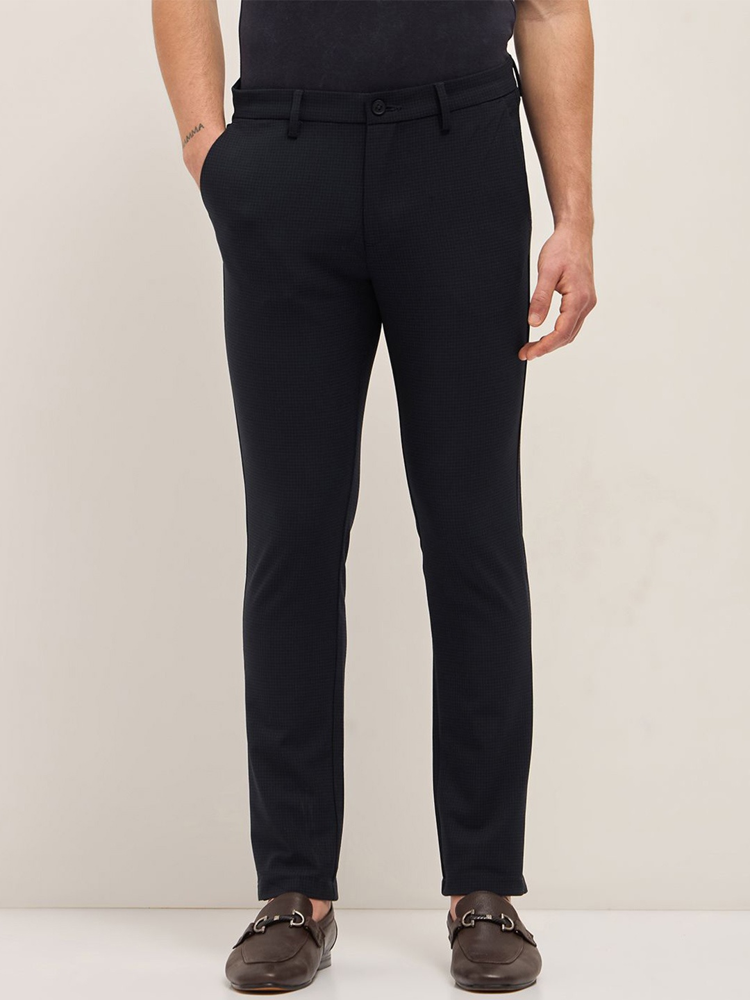 

THE BEAR HOUSE Men Checked Slim Fit Trousers, Blue