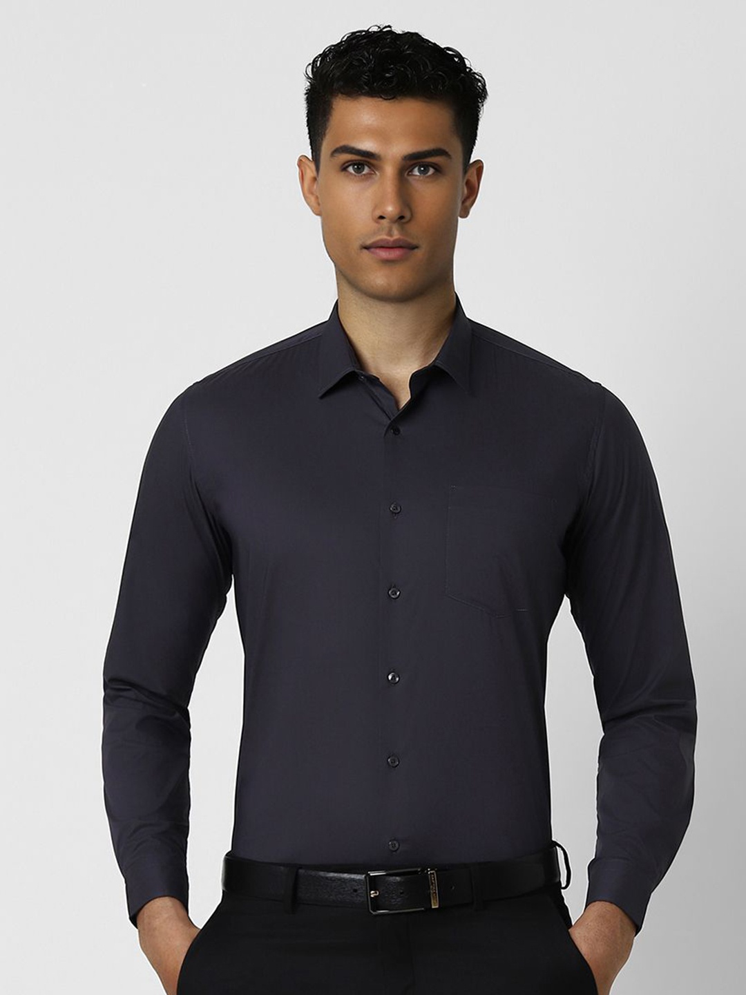 

Van Heusen Men Slim Fit Opaque Formal Shirt, Charcoal