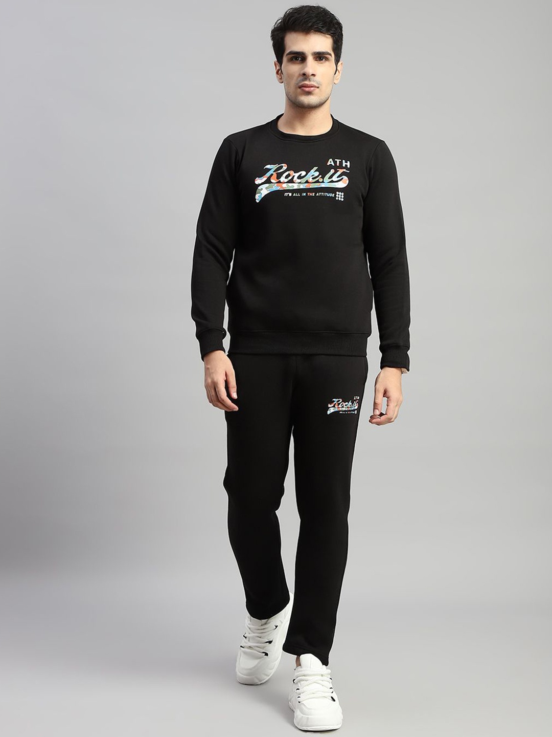 

rock.it Men Typography Printed Tracksuits, Black