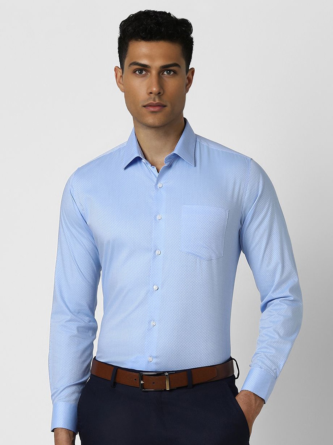 

Van Heusen Men Spread Collar Micro Checked Cotton Slim Fit Formal Shirt, Blue