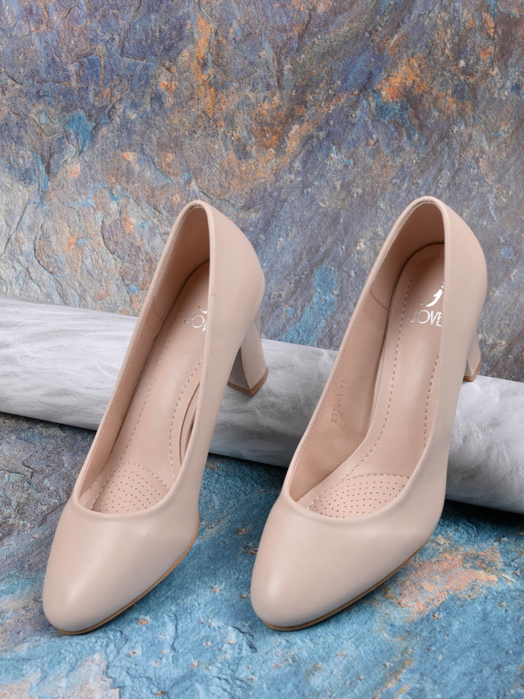 

Jove Women PU Block Pumps, Nude