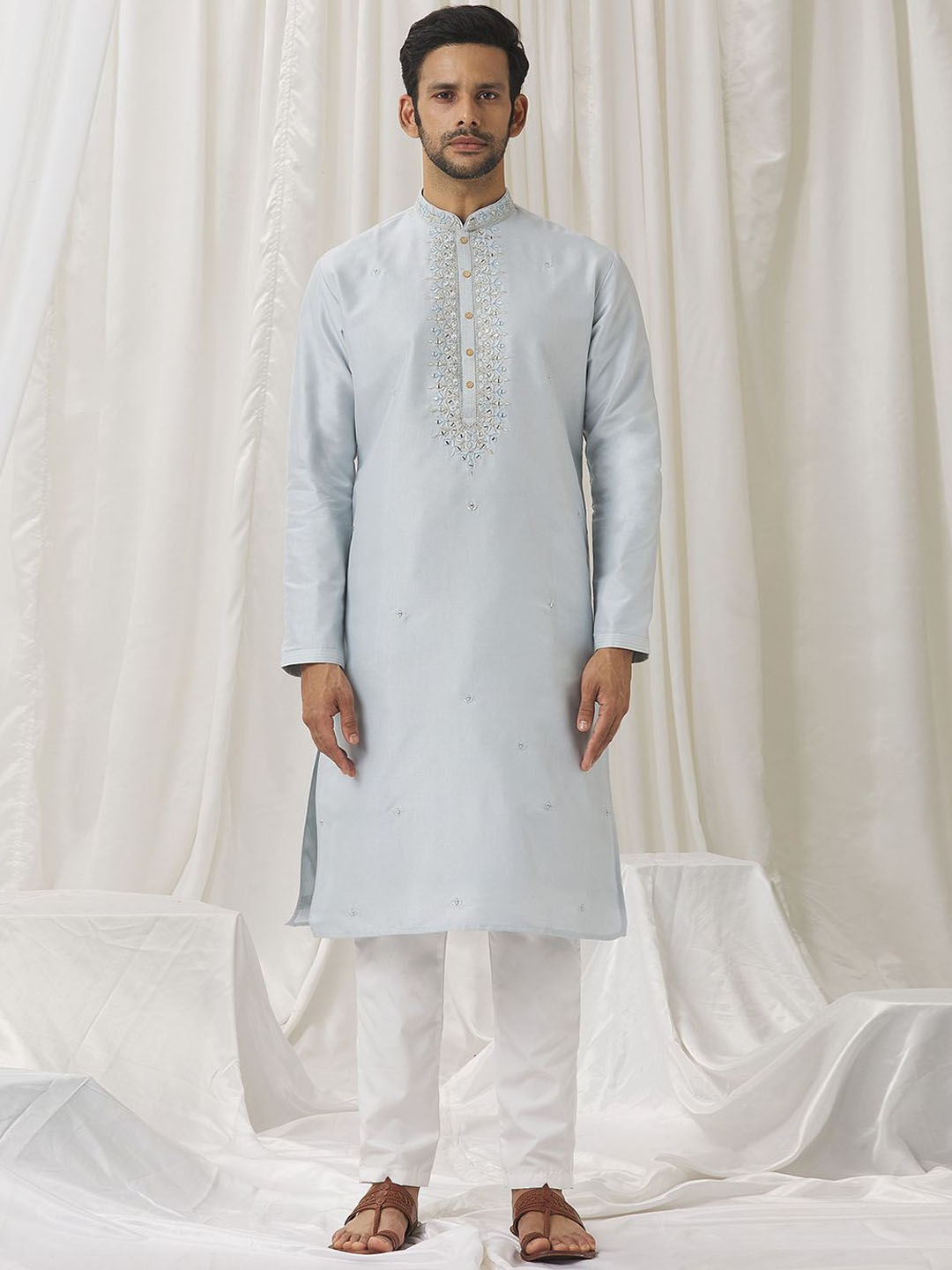 

Alaya Advani Floral Embroidered Mirror Work Silk Cotton Straight Kurta with Trousers, Blue