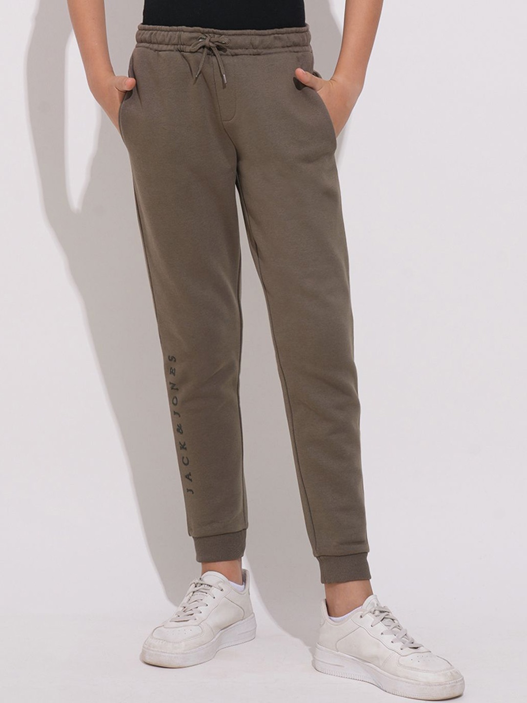 

Jack & Jones Junior Boys Relaxed-Fit Mid-Rise Joggers, Brown