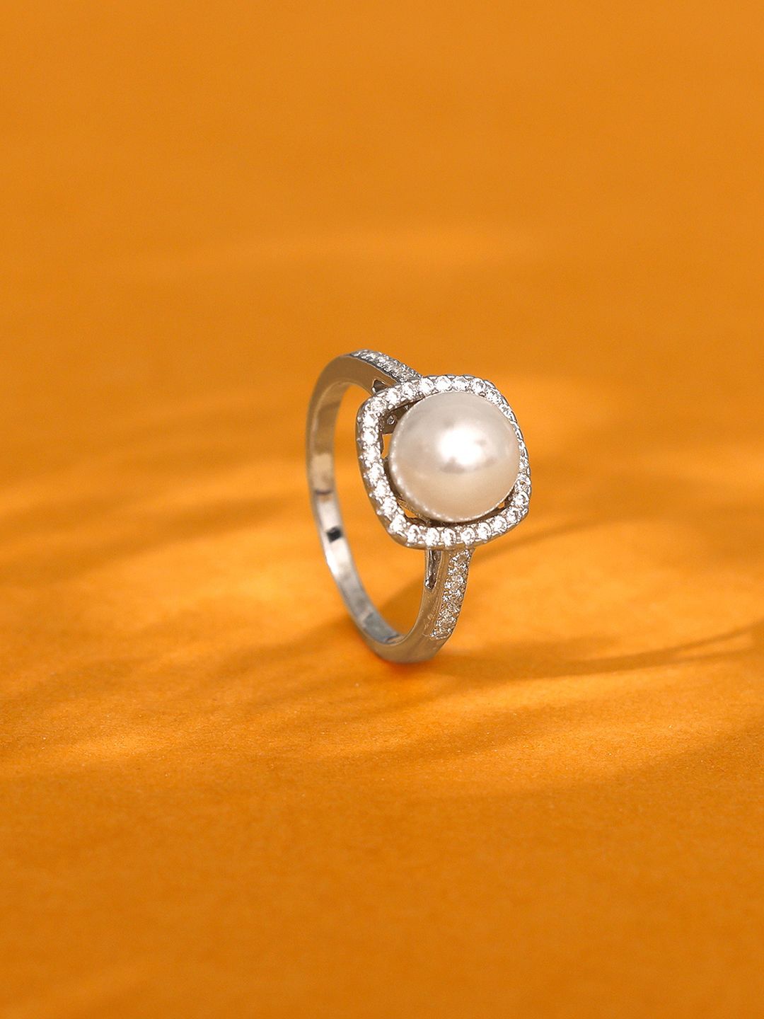 

GIVA 925 Sterling Silver Rhodium-Plated Beaded Adjustable Finger Ring