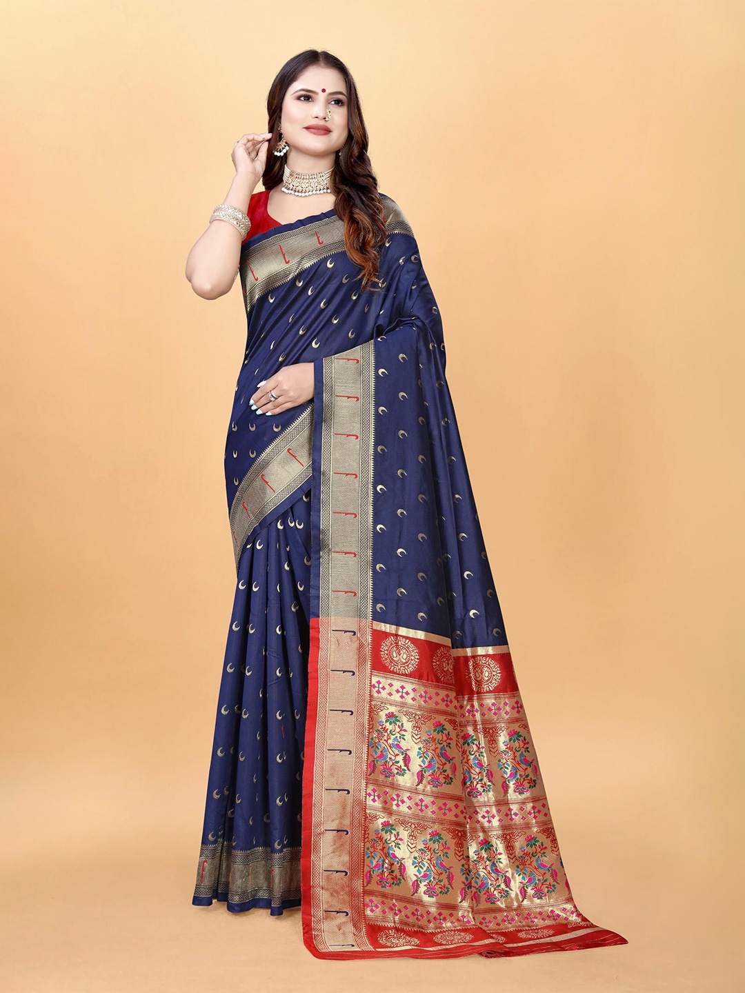 

VenderVilla Woven Design Zari Paithani Saree, Navy blue