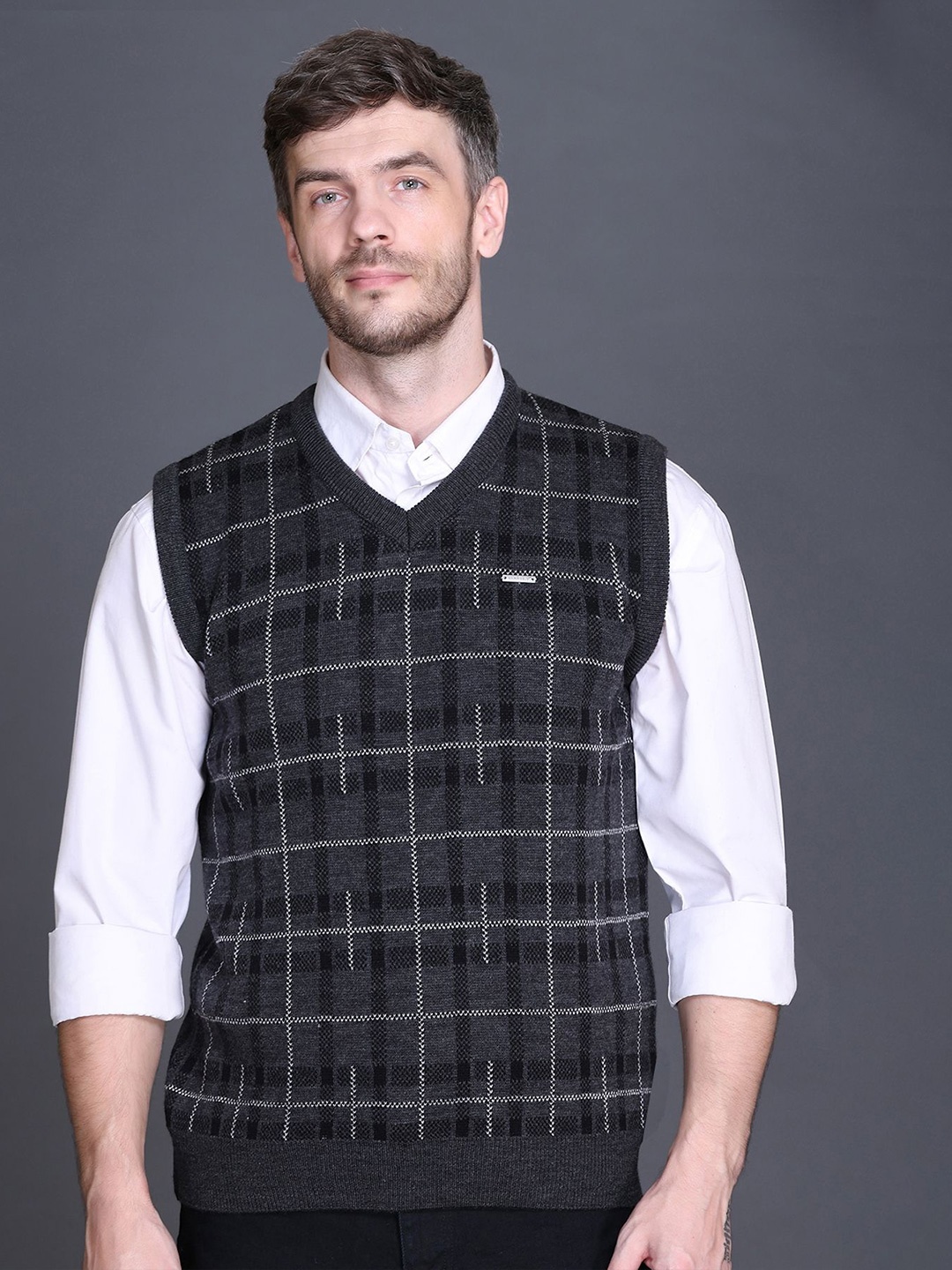 

GODFREY Men Checked V-Neck Ribbed Sweater Vest, Charcoal