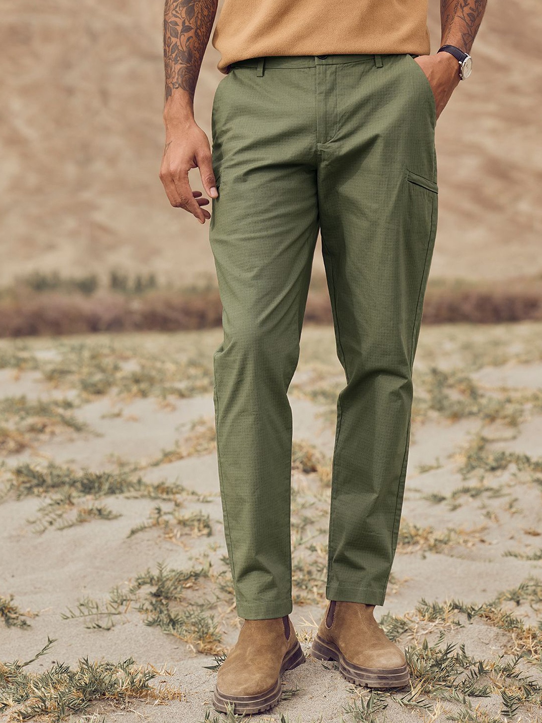 

Andamen Men Woven Regular Fit Trouser, Olive