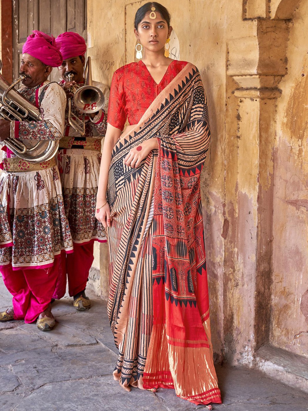 

Anouk Ajrak Block Leheriya Saree, Beige
