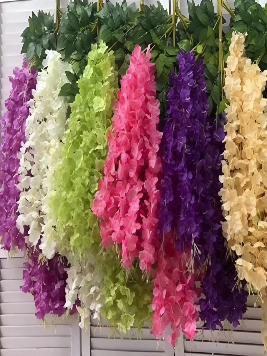 

VRB DECOR White 6 Pieces Hanging Artificial Flower
