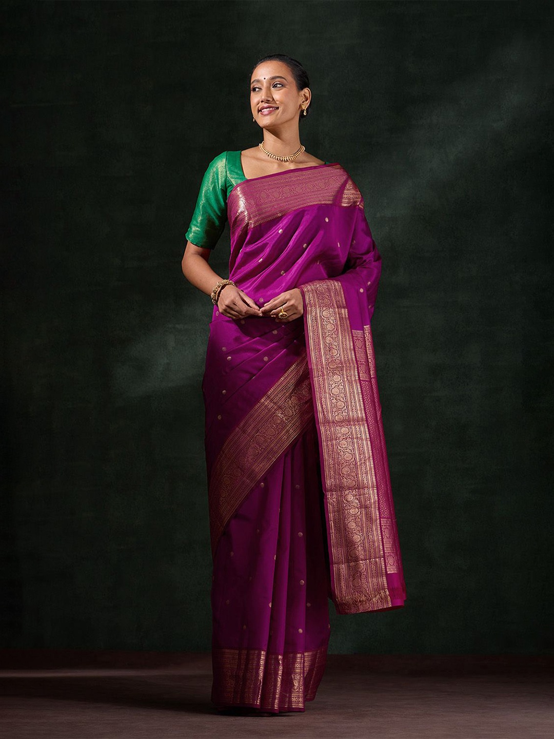 

Taneira Woven Design Zari Pure Silk Kanjeevaram Saree, Pink