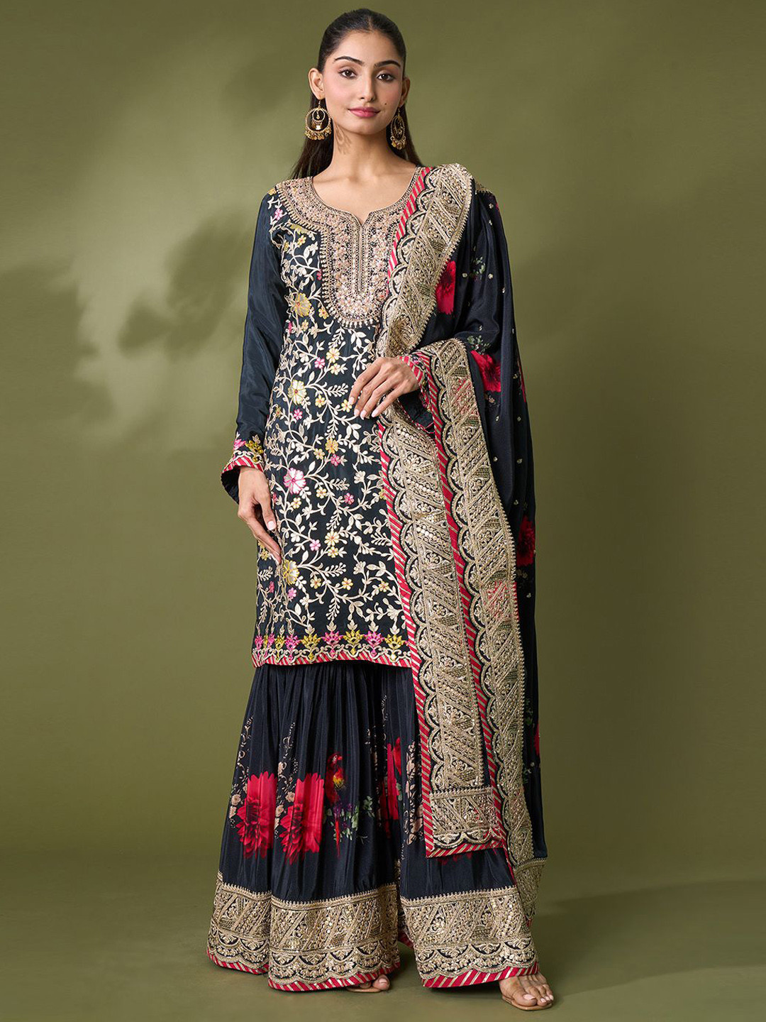 

Samyukta Singhani Ethnic Motifs Embroidered Sequined Silk Georgette Kurta Set, Black