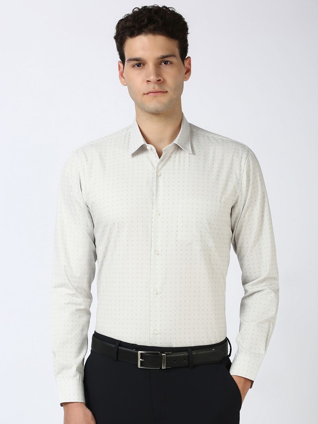 

Peter England Men Spread Collar Geometric Printed Cotton Formal Shirt, Grey