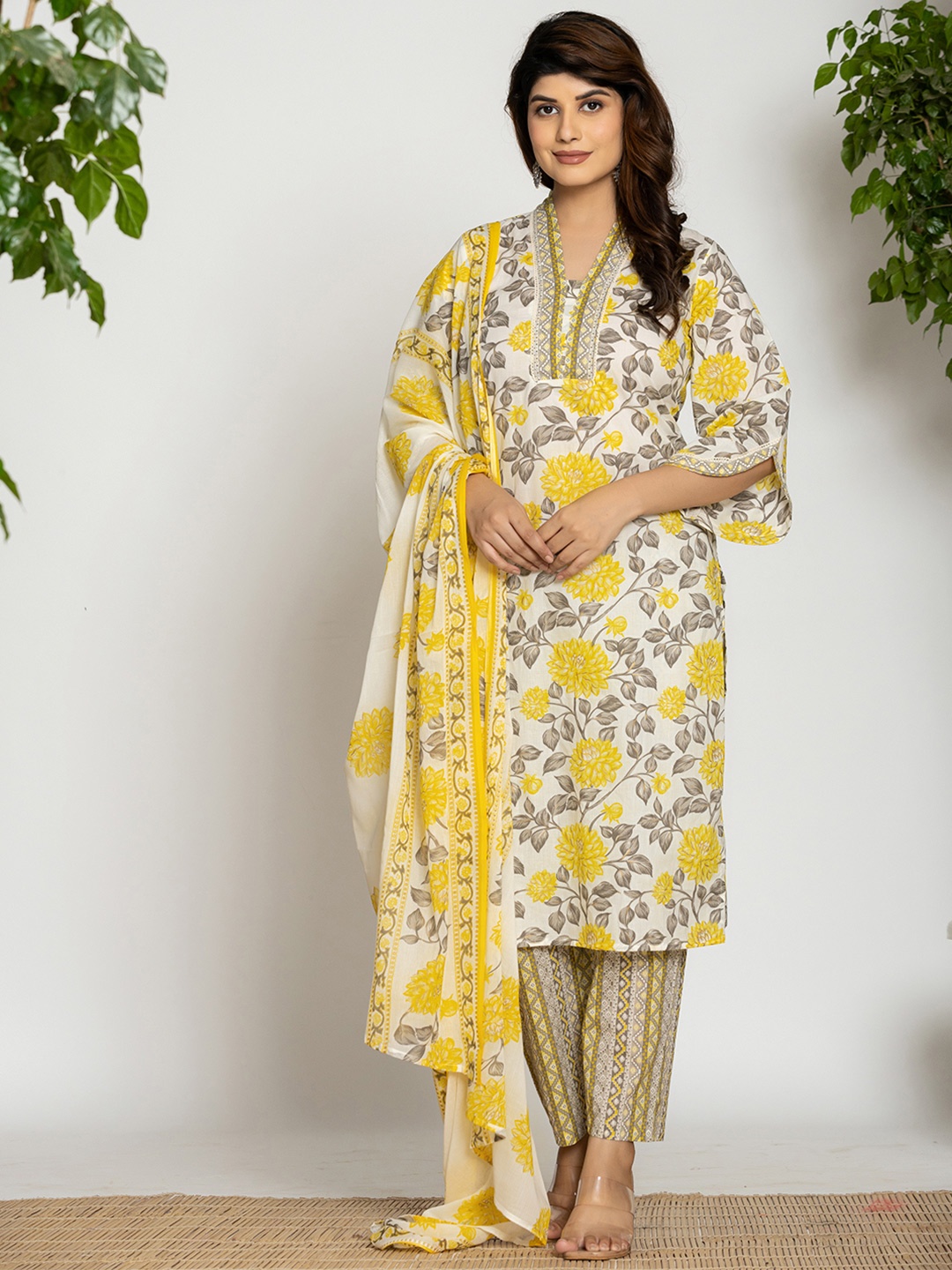 

Yufta Women Floral Printed Pure Cotton Pakistani Style Kurta With Trousers & Dupatta, Yellow