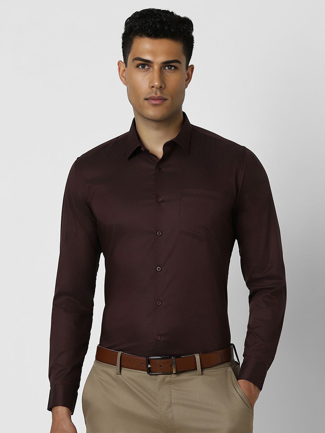 

Van Heusen Men Spread Collar Solid Cotton Slim Fit Formal Shirt, Maroon