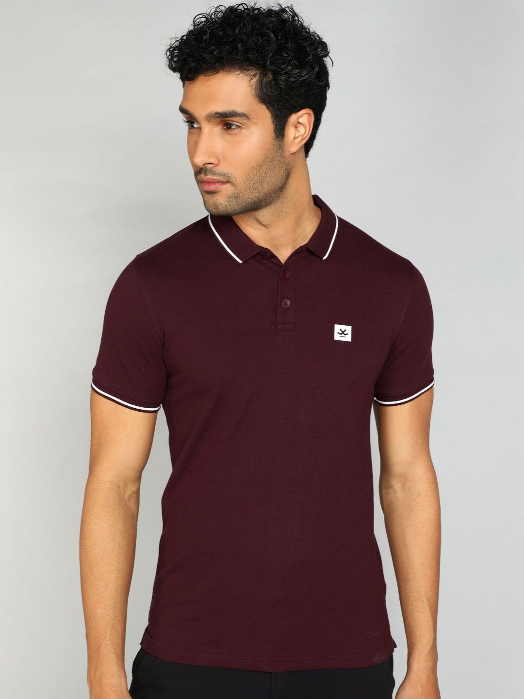 

WROGN Men Polo Collar Pure Cotton Applique T-shirt, Maroon