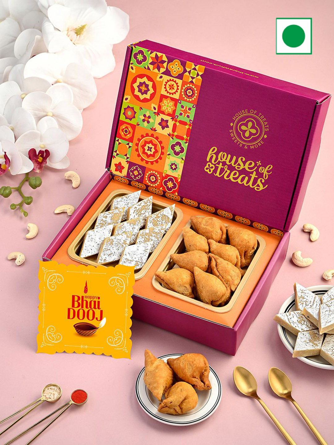 

RawFruit Set Of 5 Roasted Dry Fruit & Sweet Gift Box, Pink