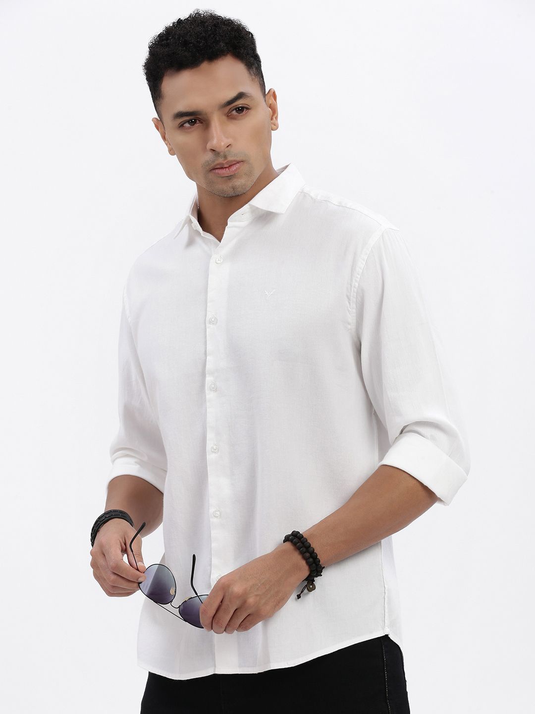 

SHOWOFF Men Premium Spread Collar Solid Cotton Slim Fit Casual Shirt, White