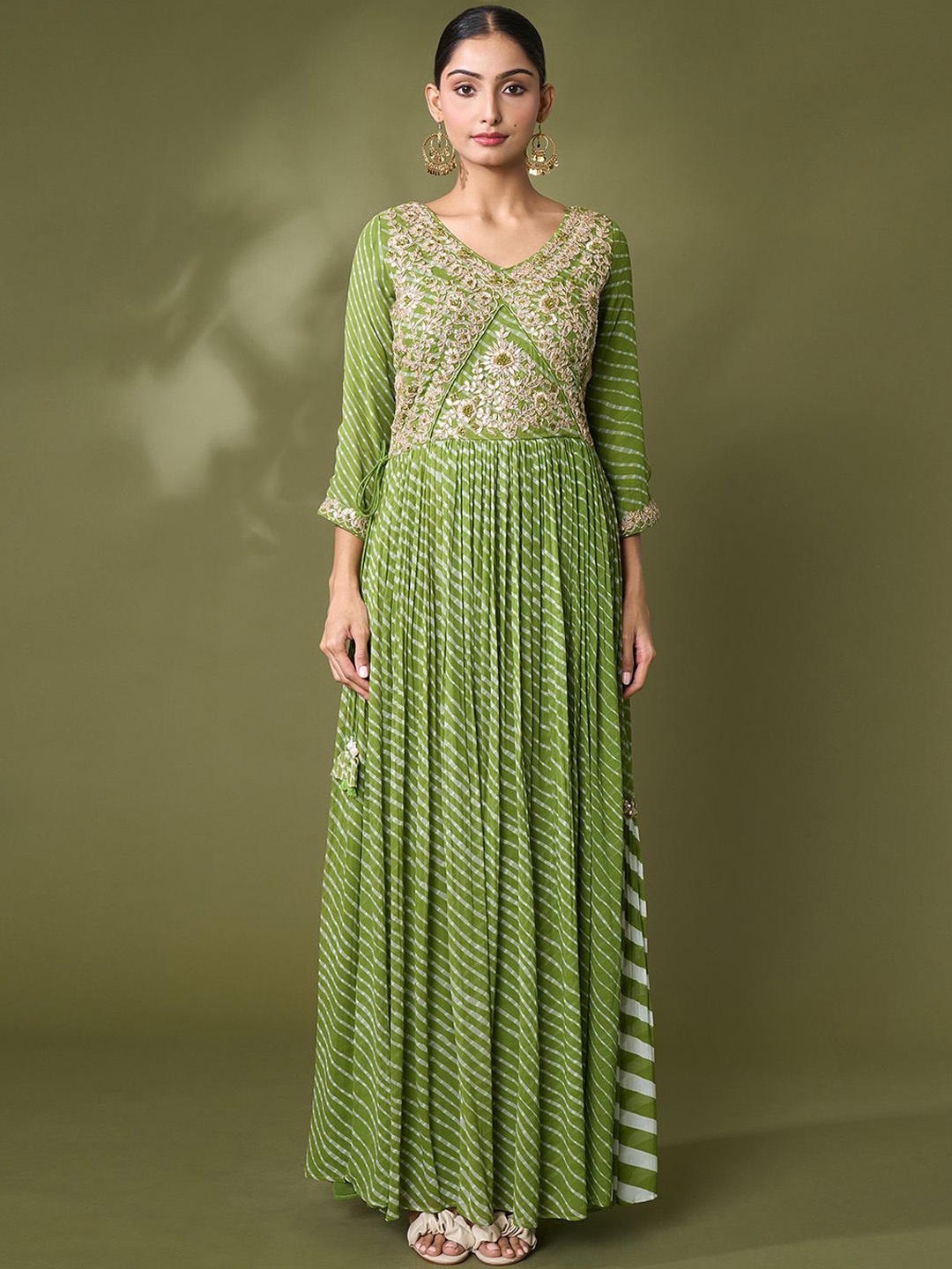 

Samyukta Singhani Leheriya Printed Anarkali Kurta With Sharara & Dupatta, Green