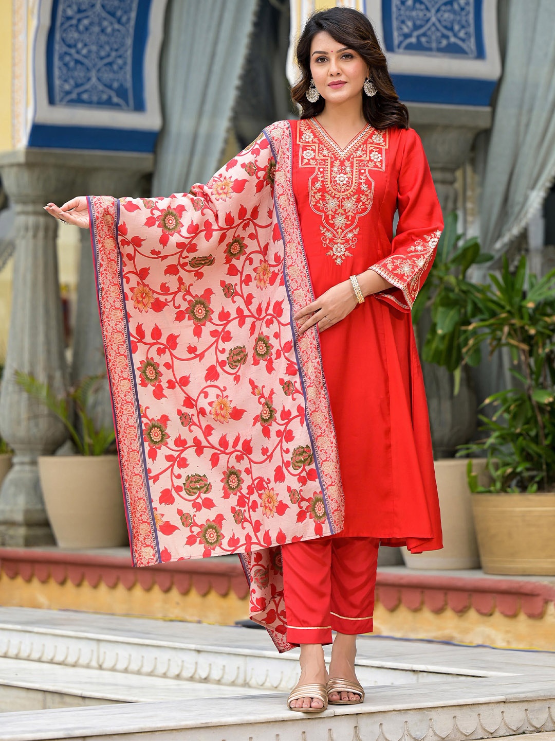 

Juniper Floral Embroidered Panelled A-Line Kurta with Palazzos & Dupatta, Red