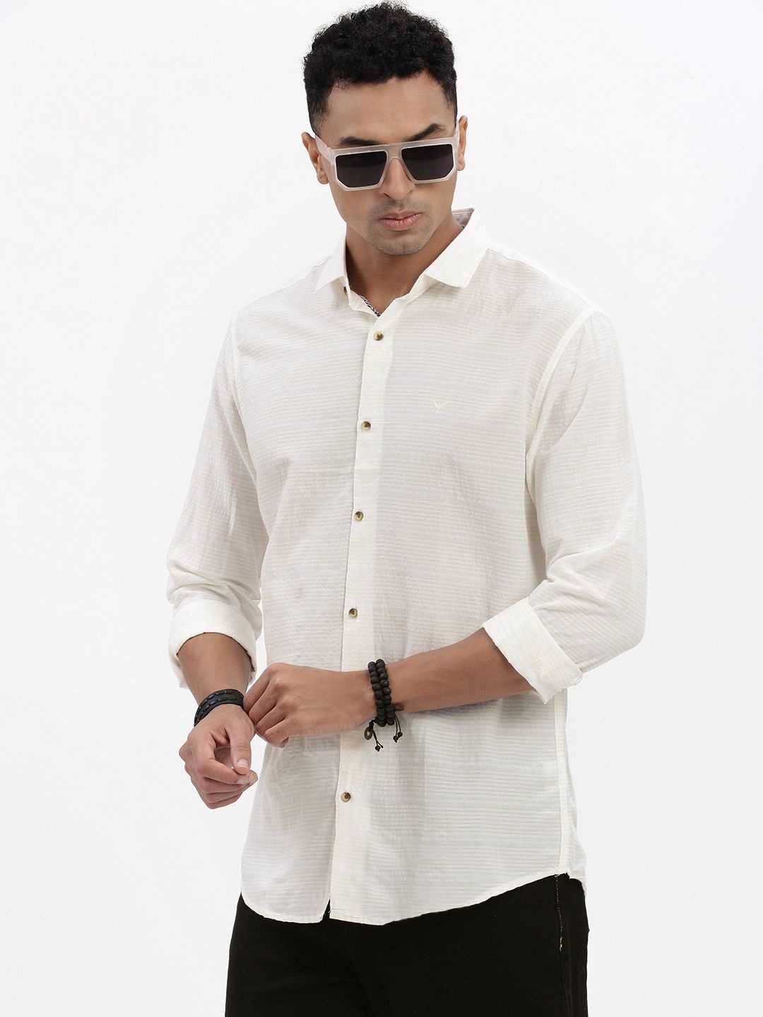 

SHOWOFF Men Standard Spread Collar Horizontal Striped Cotton Slim Fit Casual Shirt, Cream