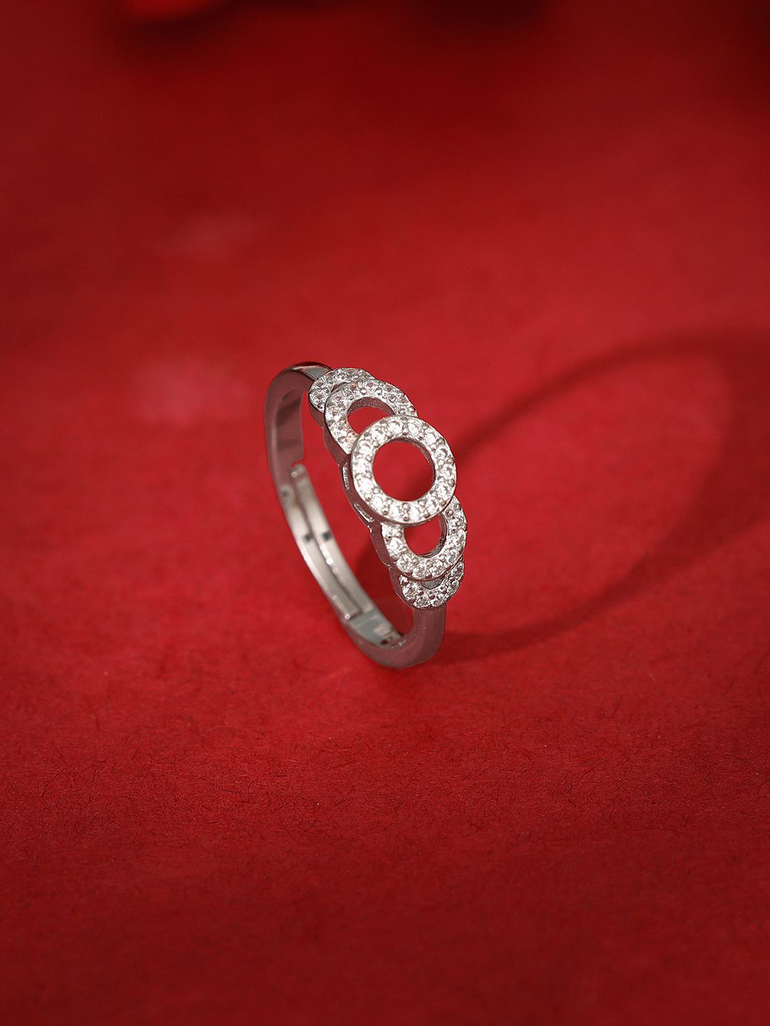 

GIVA 92.5 Sterling Silver Rhodium-Plated CZ Studded Finger Ring