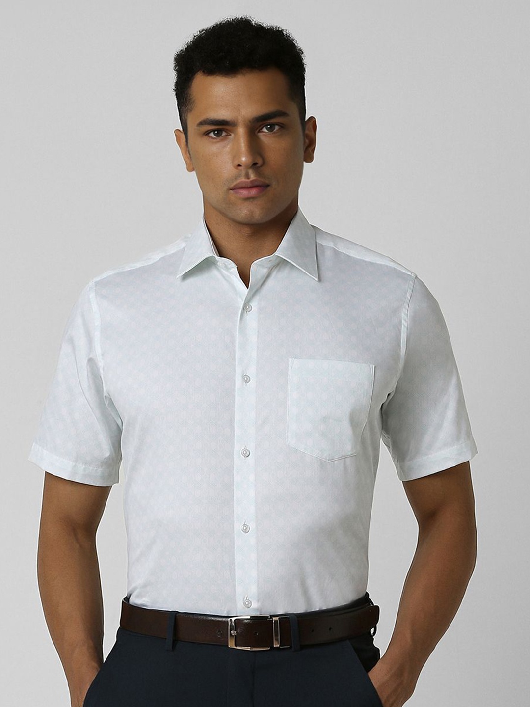 

Van Heusen Men Spread Collar Geometric Printed Cotton Slim Fit Formal Shirt, White
