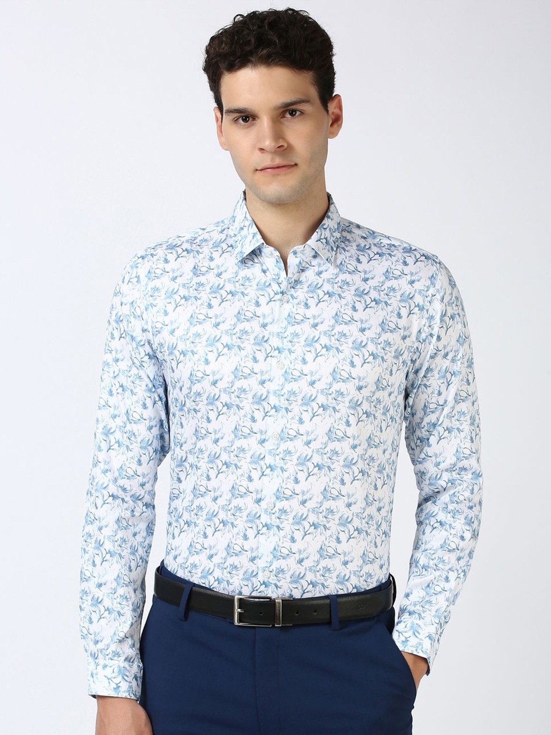 

Peter England Men Spread Collar Floral Printed Cotton Slim Fit Formal Shirt, Blue