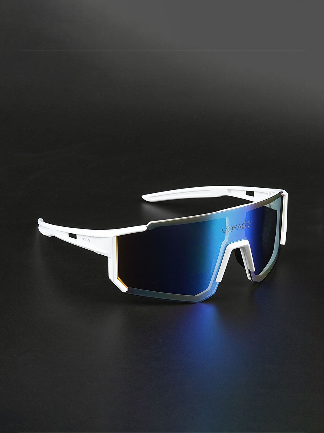 

Voyage Unisex Sports Sunglasses with UV Protected Lens, Blue