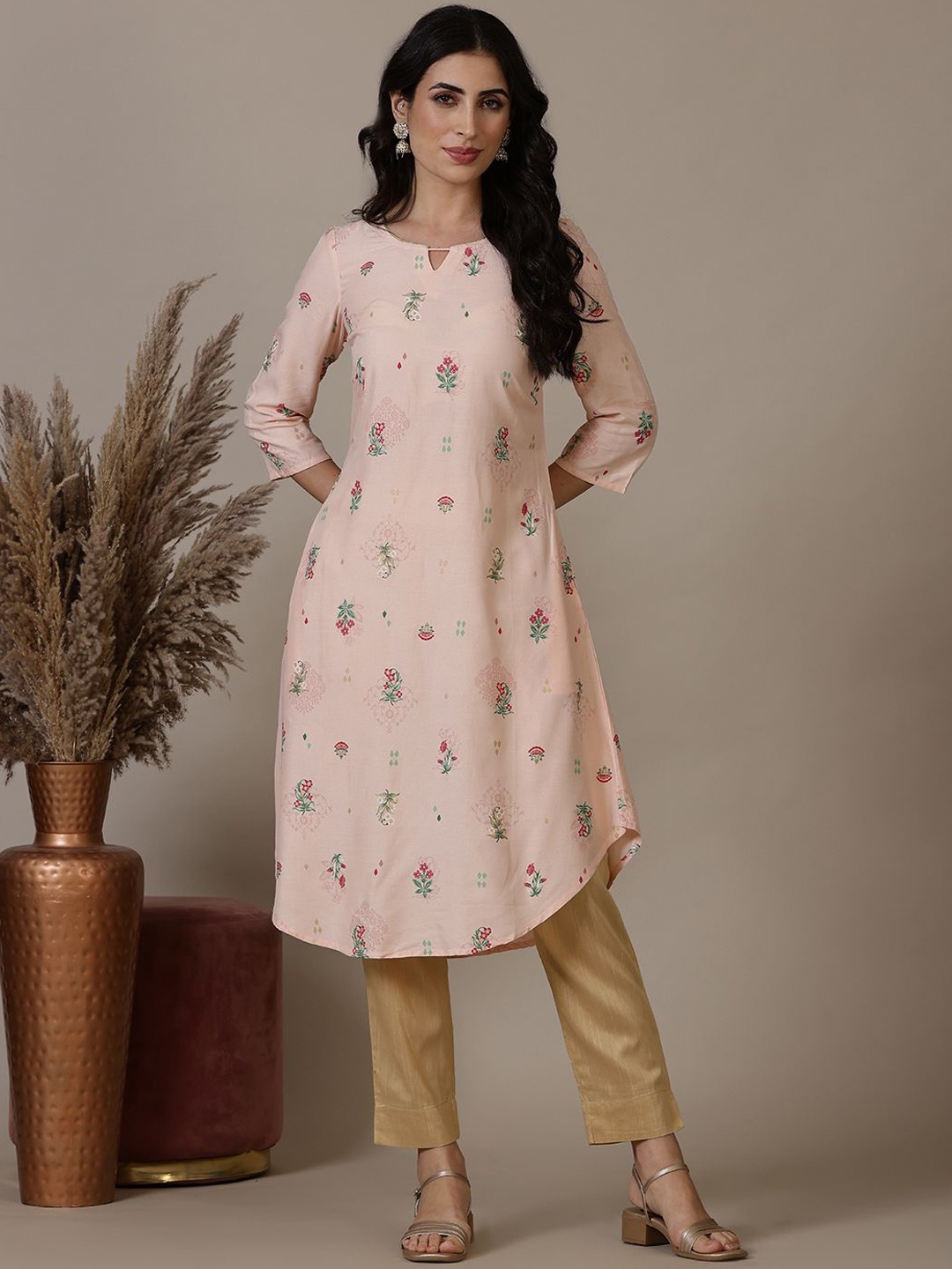 

AURELIA Women Floral Printed A-Line Kurta, Pink