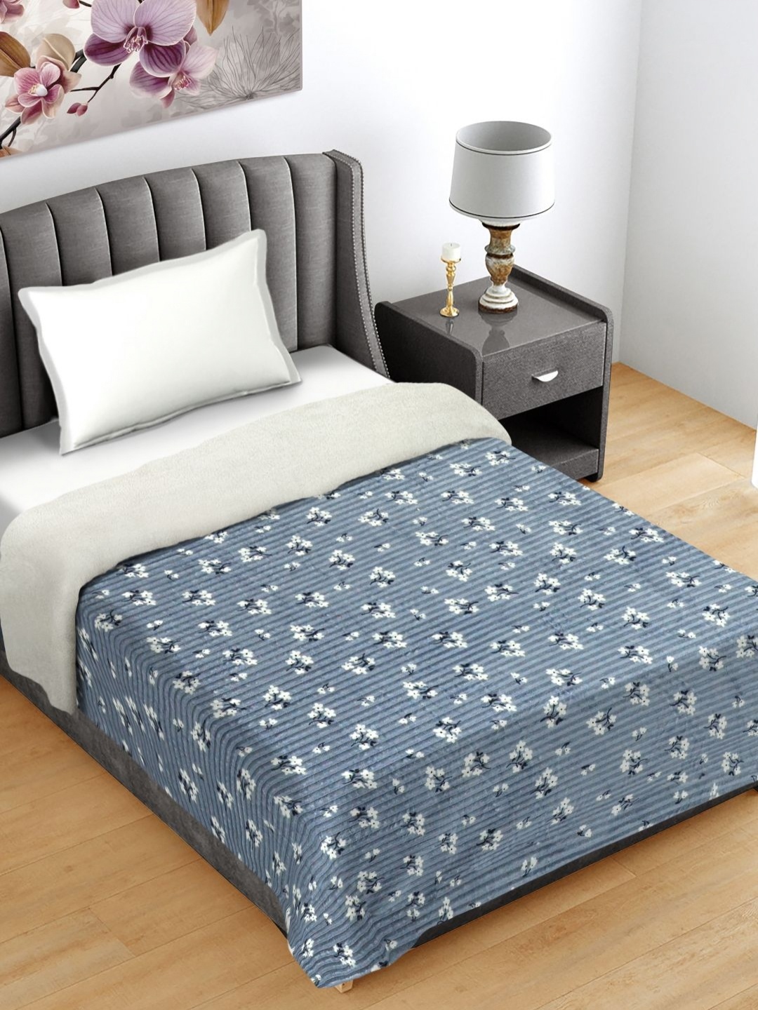 

FABINALIV Blue & White Floral Woollen 400 GSM Mild Winter Single Bed Comforter