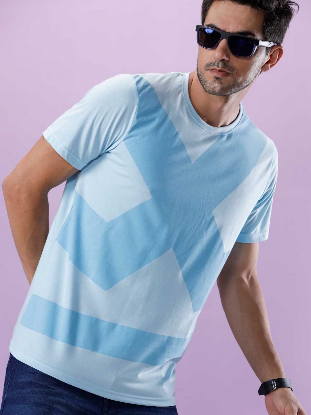 

WROGN Men Abstract Printed Round Neck Pure Cotton T-shirt, Blue