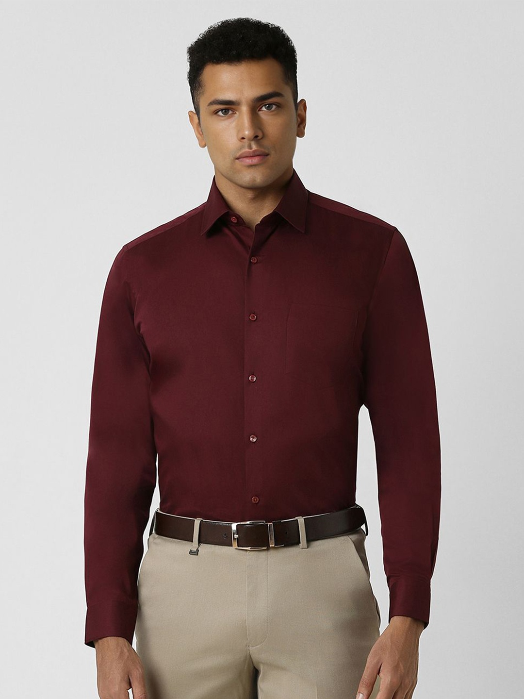 

Van Heusen Men Spread Collar Solid Cotton Slim Fit Formal Shirt, Maroon