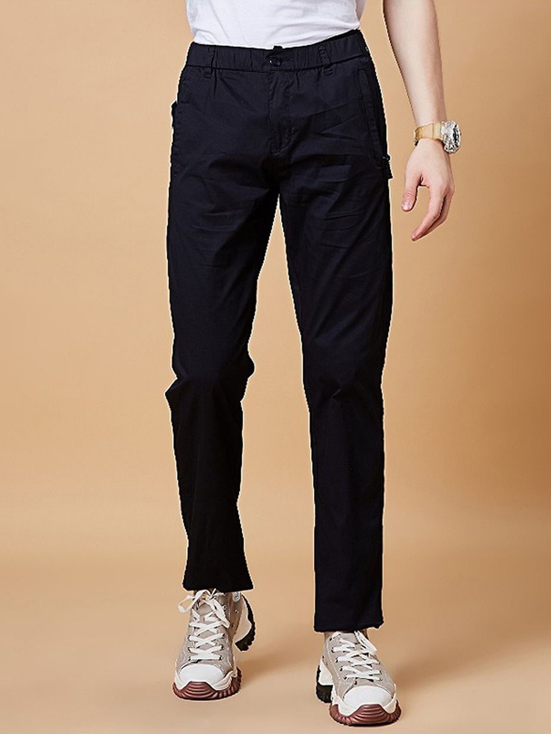 

beevee Men Solid Classic Chinos Trousers, Black