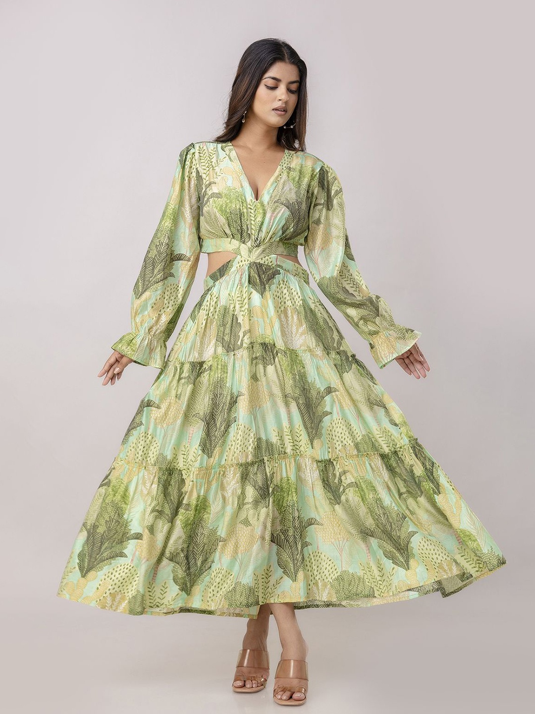 

KALINI Women Abstract Printed Maxi Dress, Green