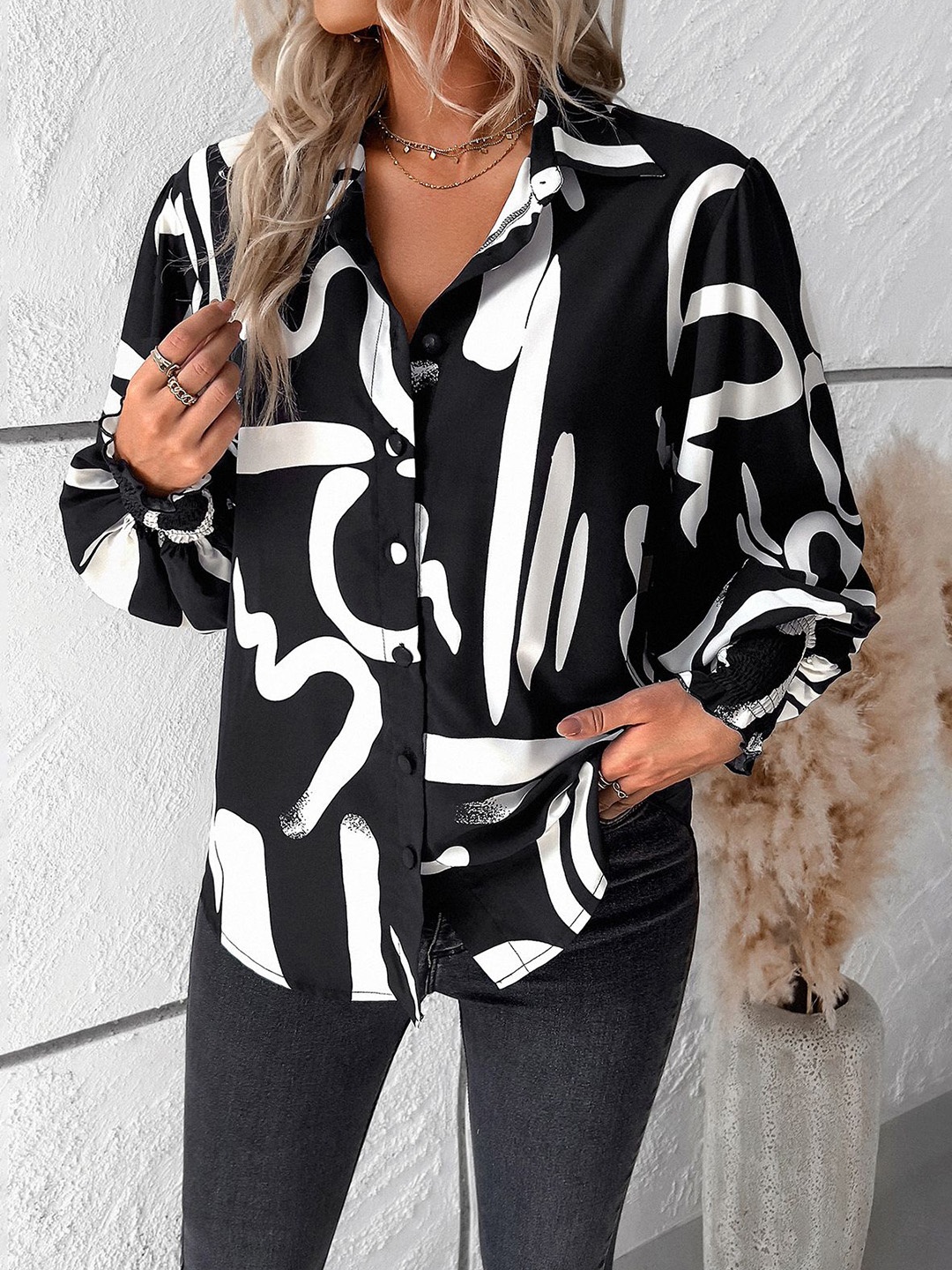

StyleCast Women Spread Collar Abstract Printed Casual Shirt, Black