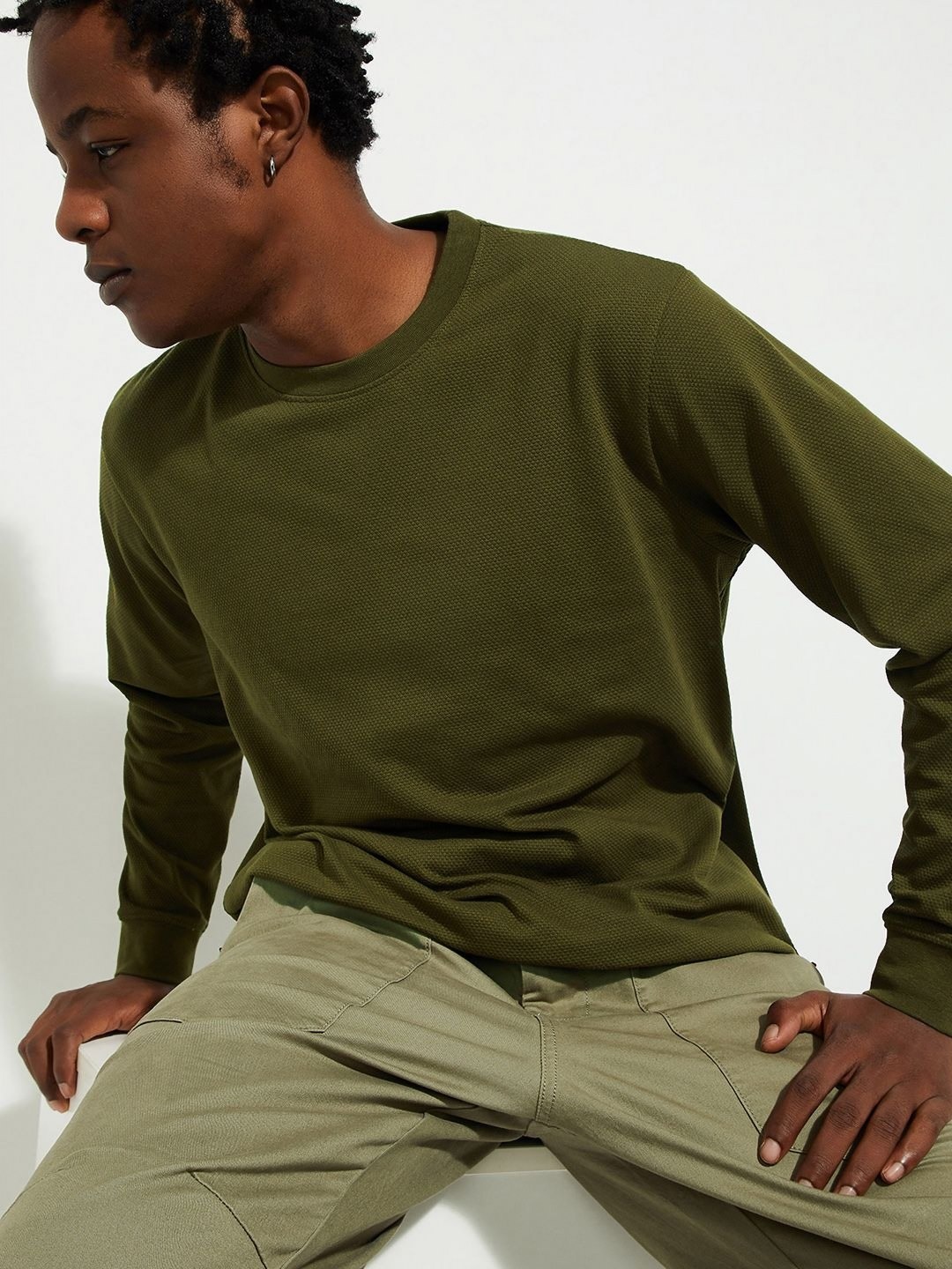 

Max URB_N Men Textured Knit T-shirt, Olive