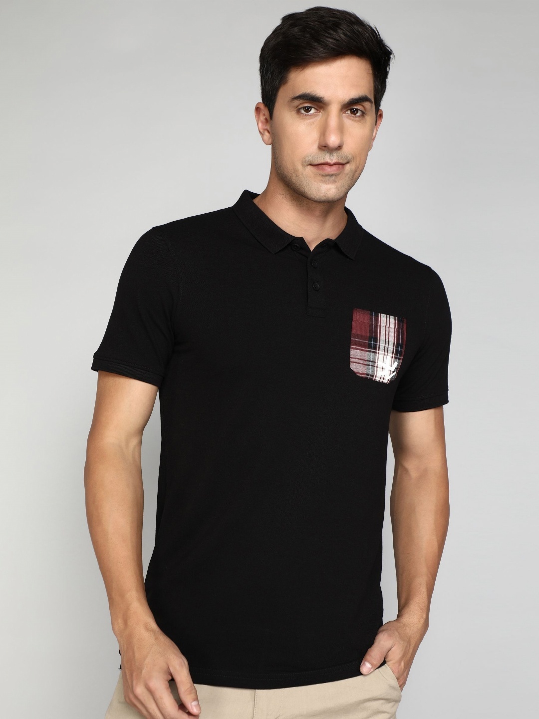 

WROGN Men Solid Polo Collar Cotton T-shirt, Black